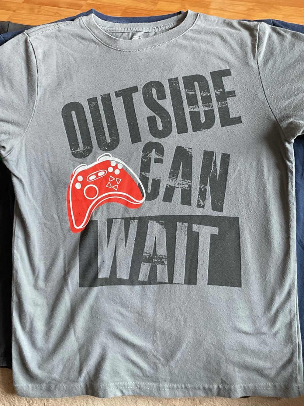 Boy Size Large 10-12 Gray T-Shirt with Red Game Controller Graphic